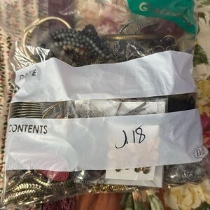 Jewelry mystery bag Mostly all wearable name brand modern some boutique J0018